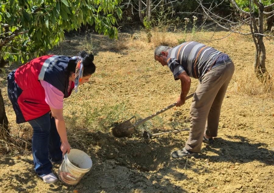 Pazarlar&rsquo;da &uuml;reticilere bilin&ccedil;li g&uuml;breleme desteği
