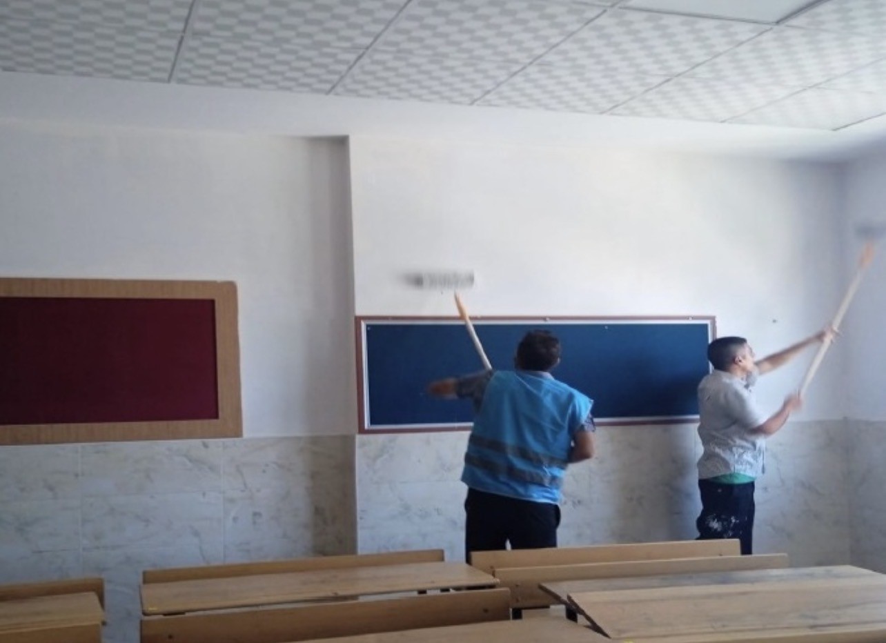 Mersin&rsquo;de denetimli serbestlik y&uuml;k&uuml;ml&uuml;lerinden 6 okulda bakım ve tadilat