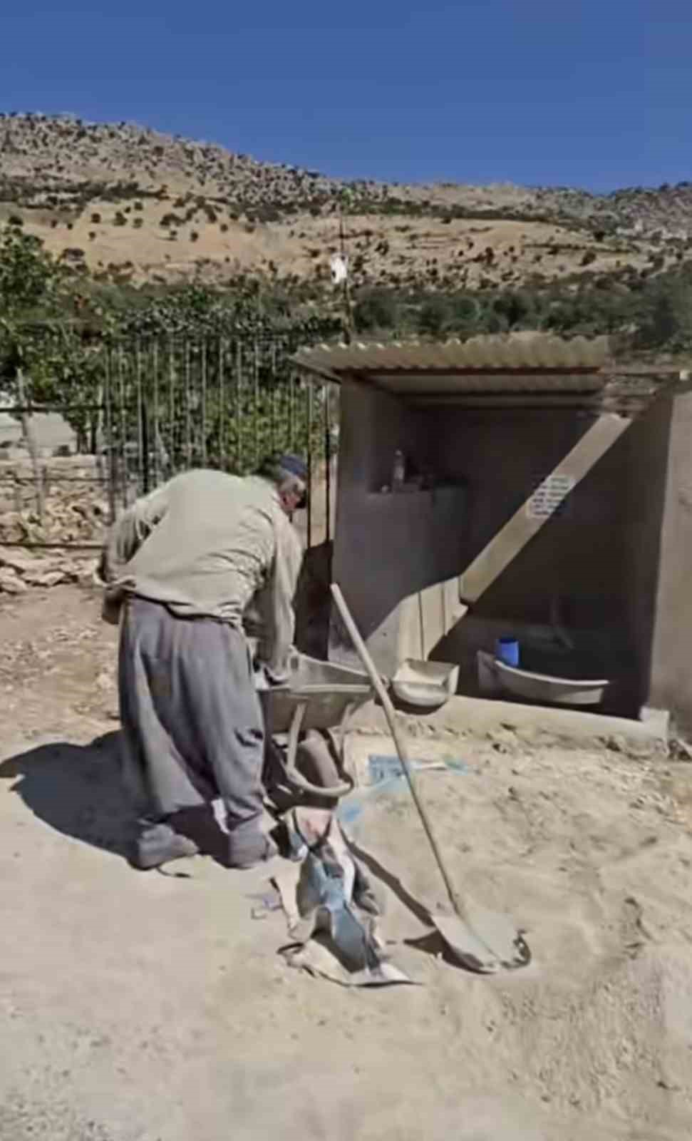 Kızının ismini yaşatmak i&ccedil;in &Ccedil;eşme yaptı