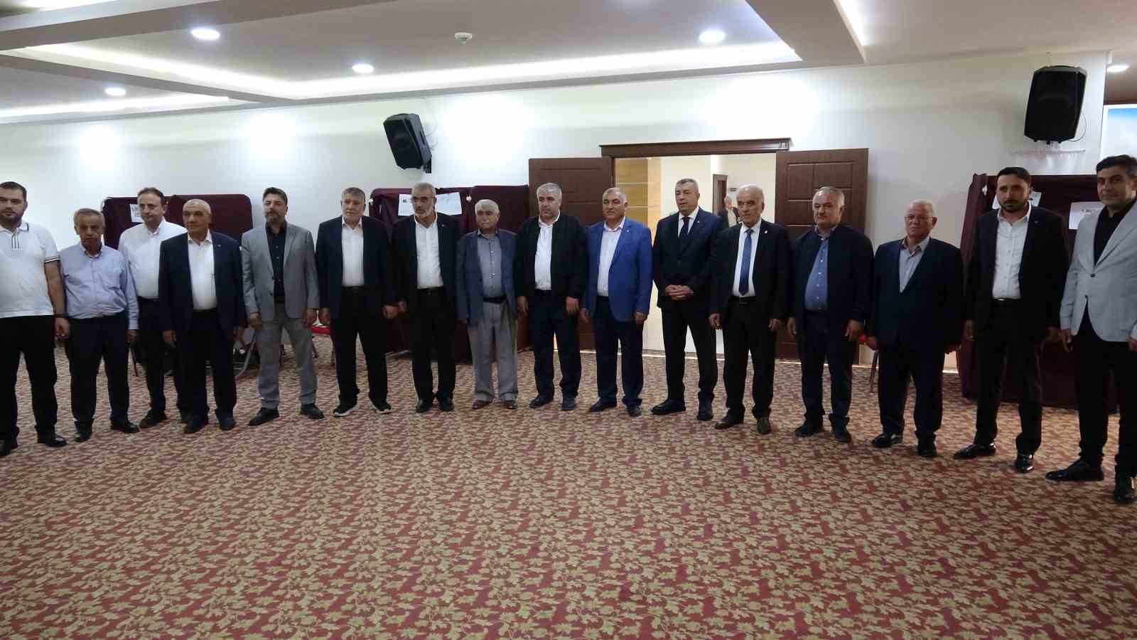 Malatya Ticaret Borsası&rsquo;nda Ramazan &Ouml;zcan g&uuml;ven tazeledi