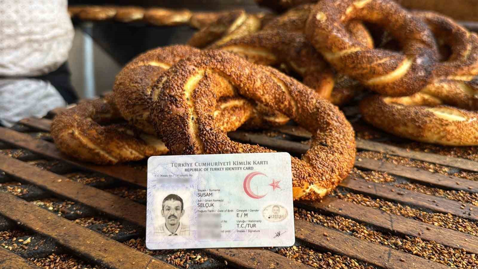 Eskişehir&rsquo;de soyadıyla mesleği &ouml;zdeşleşen simit ustası
