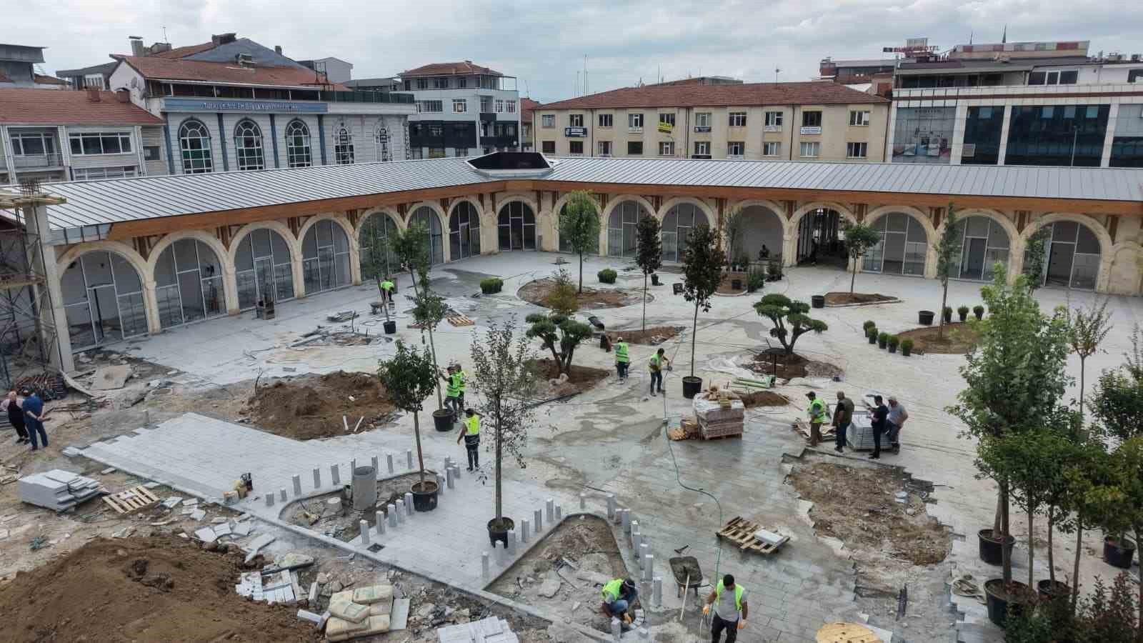 Projeler y&uuml;kseliyor, D&uuml;zce değişiyor