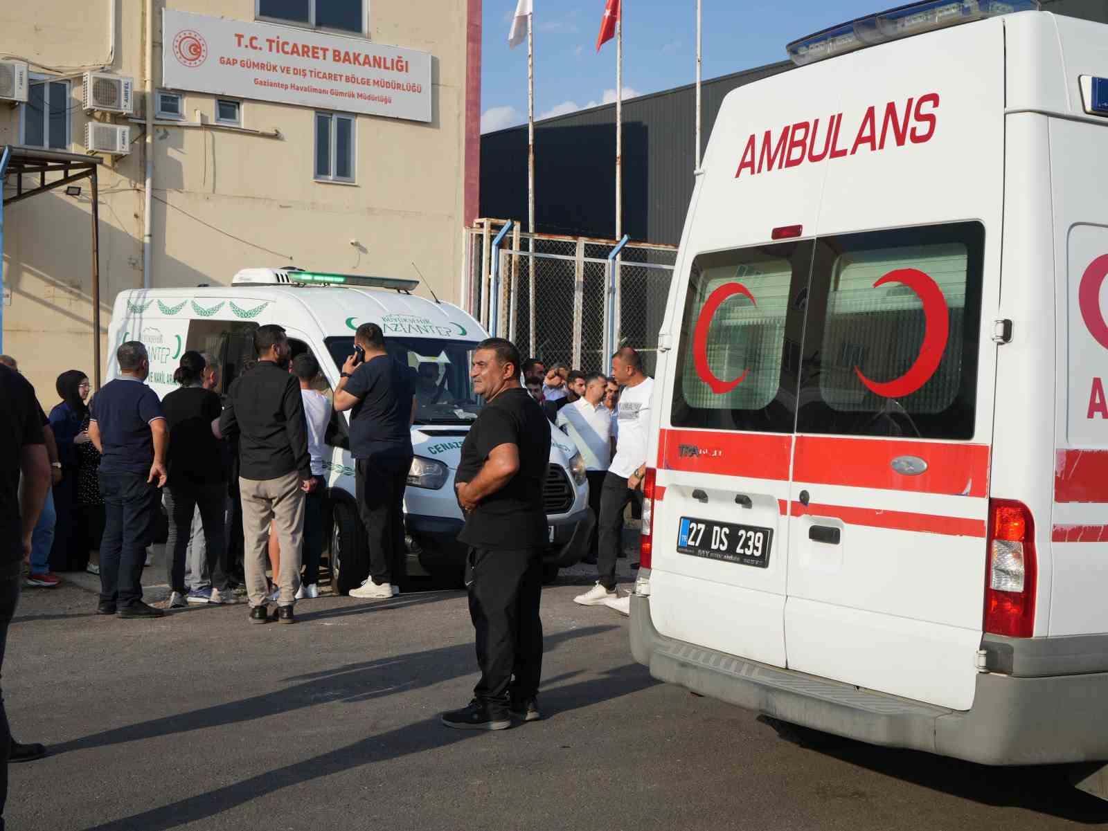 Batan gemide hayatını kaybeden Nihat Balyemez&rsquo;in cenazesi Gaziantep&rsquo;e getirildi