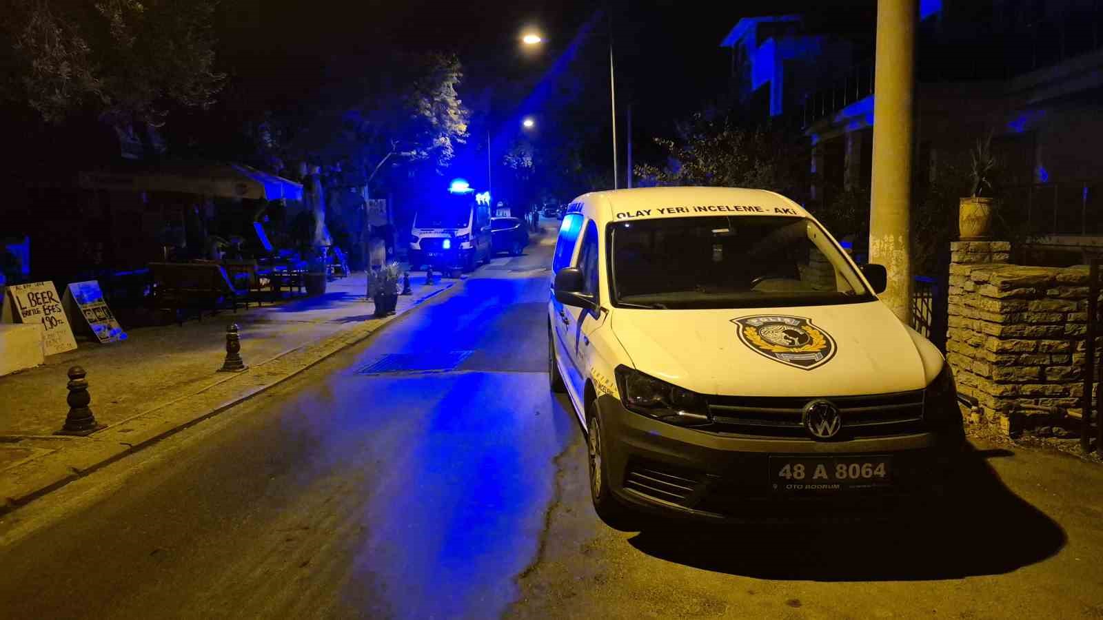 Arkadaşını bıçaklayıp 112’yi aradı