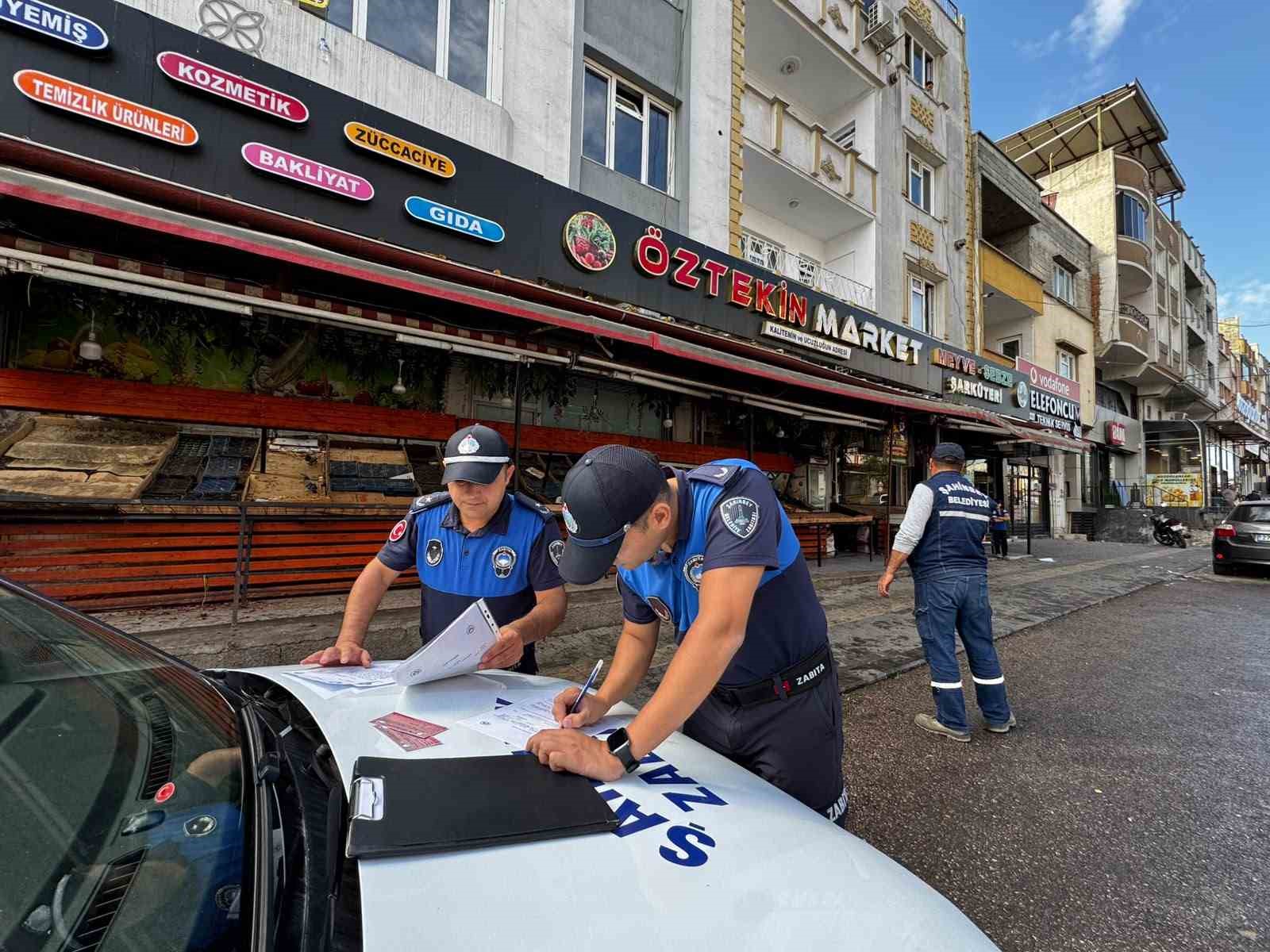 Şahinbey Belediyesi tarihi ge&ccedil;miş &uuml;r&uuml;nler satan marketlere acımadı