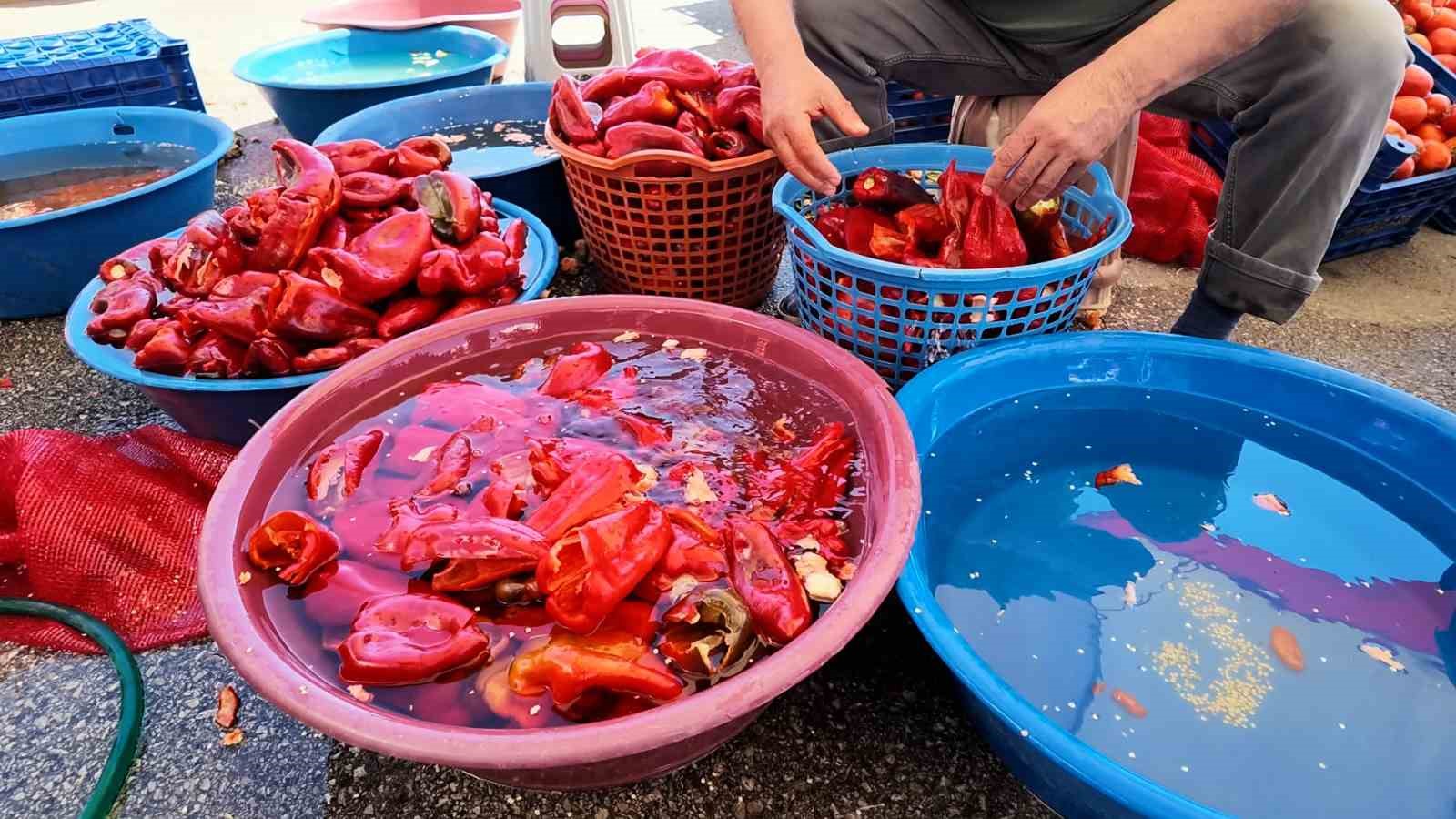 Niğde&rsquo;de kışlık sal&ccedil;a mesaisi başladı
