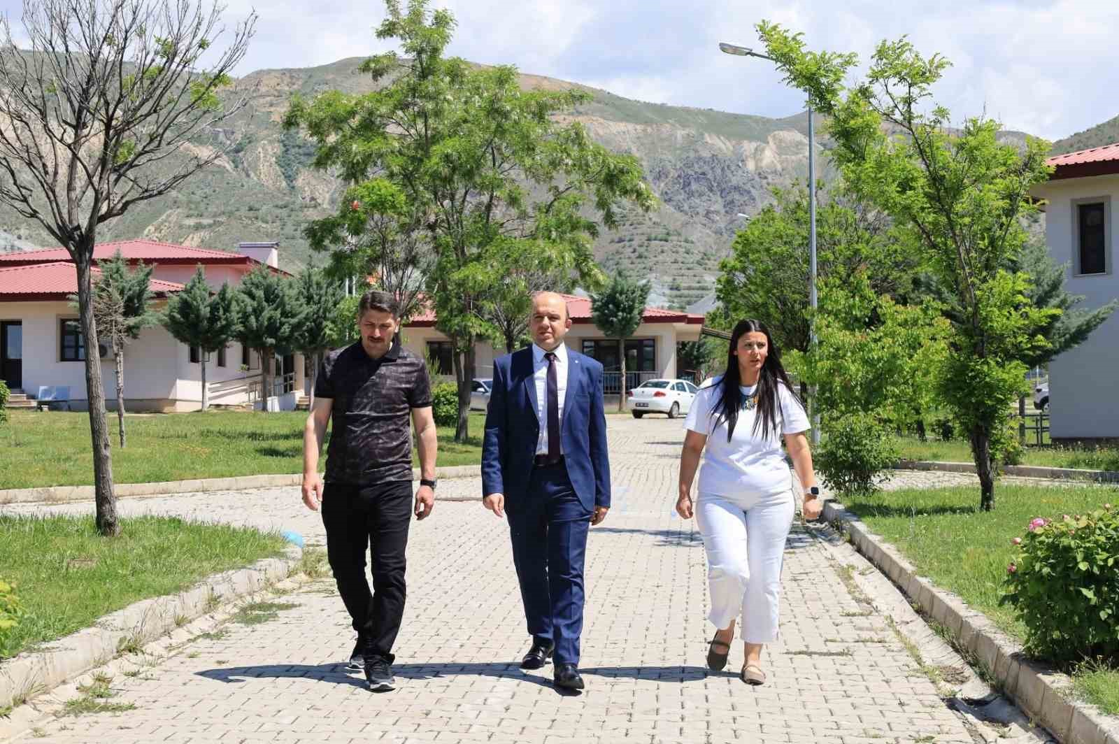 &Ccedil;ocuk Evleri Sitesi&rsquo;nde yeni il m&uuml;d&uuml;r&uuml;nden inceleme