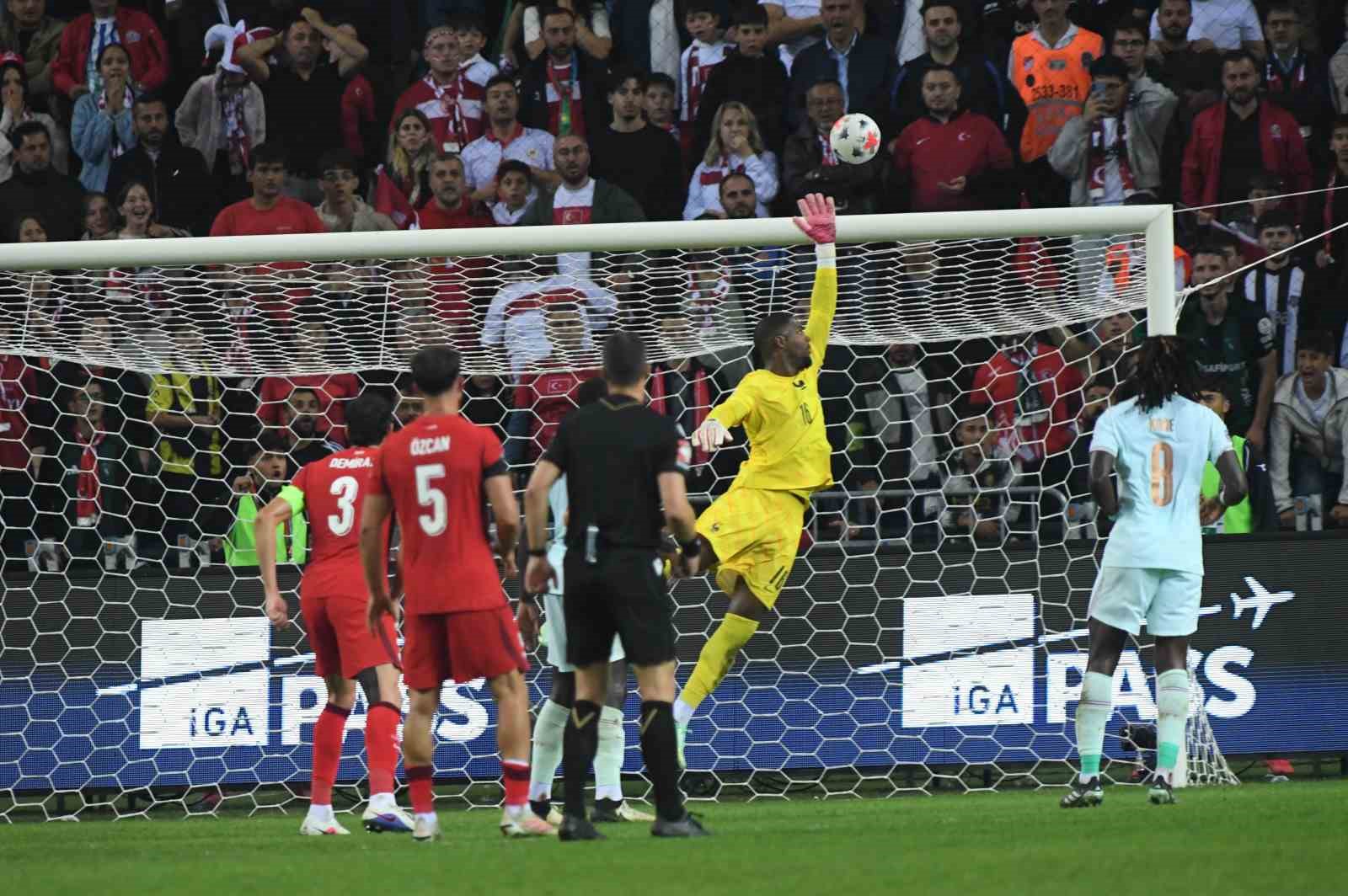 UEFA Uluslar Ligi: T&uuml;rkiye: 0 - Fransa: 1 (Ma&ccedil; sonucu)