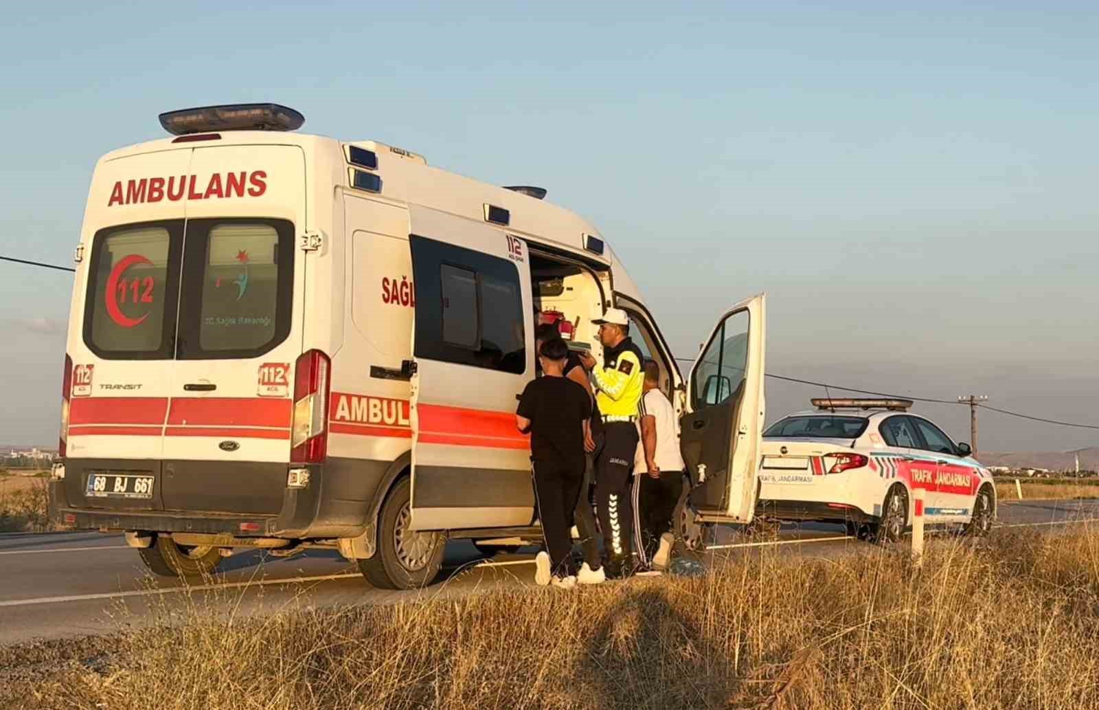 Aksaray&rsquo;da tarlaya u&ccedil;an otomobil takla attı: 1 yaralı