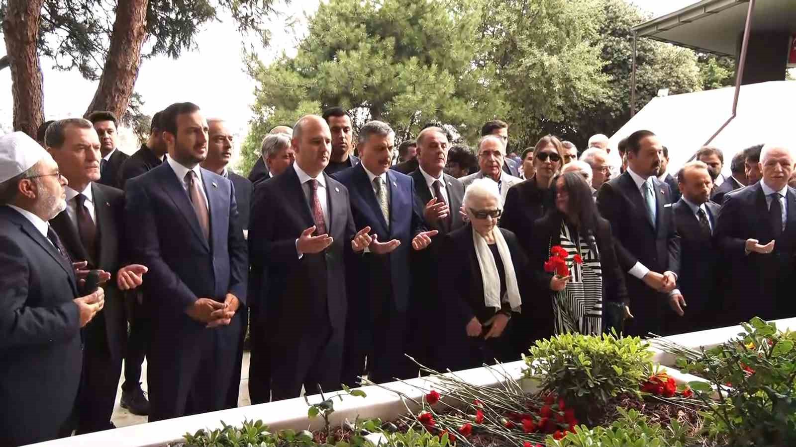 Eski İ&ccedil;işleri Bakanı İsmail Namık Gedik&rsquo;in naaşı, Adnan Menderes Anıt Mezarı&rsquo;nın bulunduğu alana nakledilecek