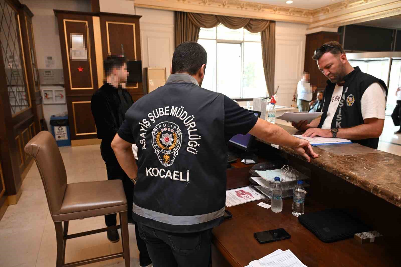 Kocaeli&rsquo;de aranan 50 şahıs yakalandı