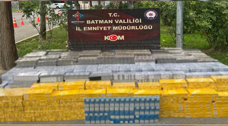 Batman&rsquo;da 18 bin paket ka&ccedil;ak sigara ele ge&ccedil;irildi