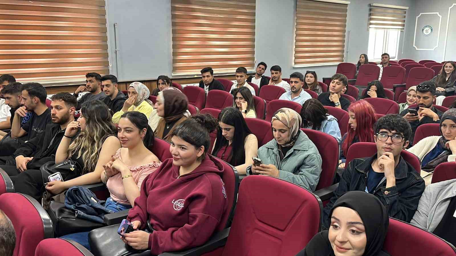 Ceza infaz personelinin bilinmeyen y&ouml;nleri kafkas &uuml;niversitesinde anlatıldı