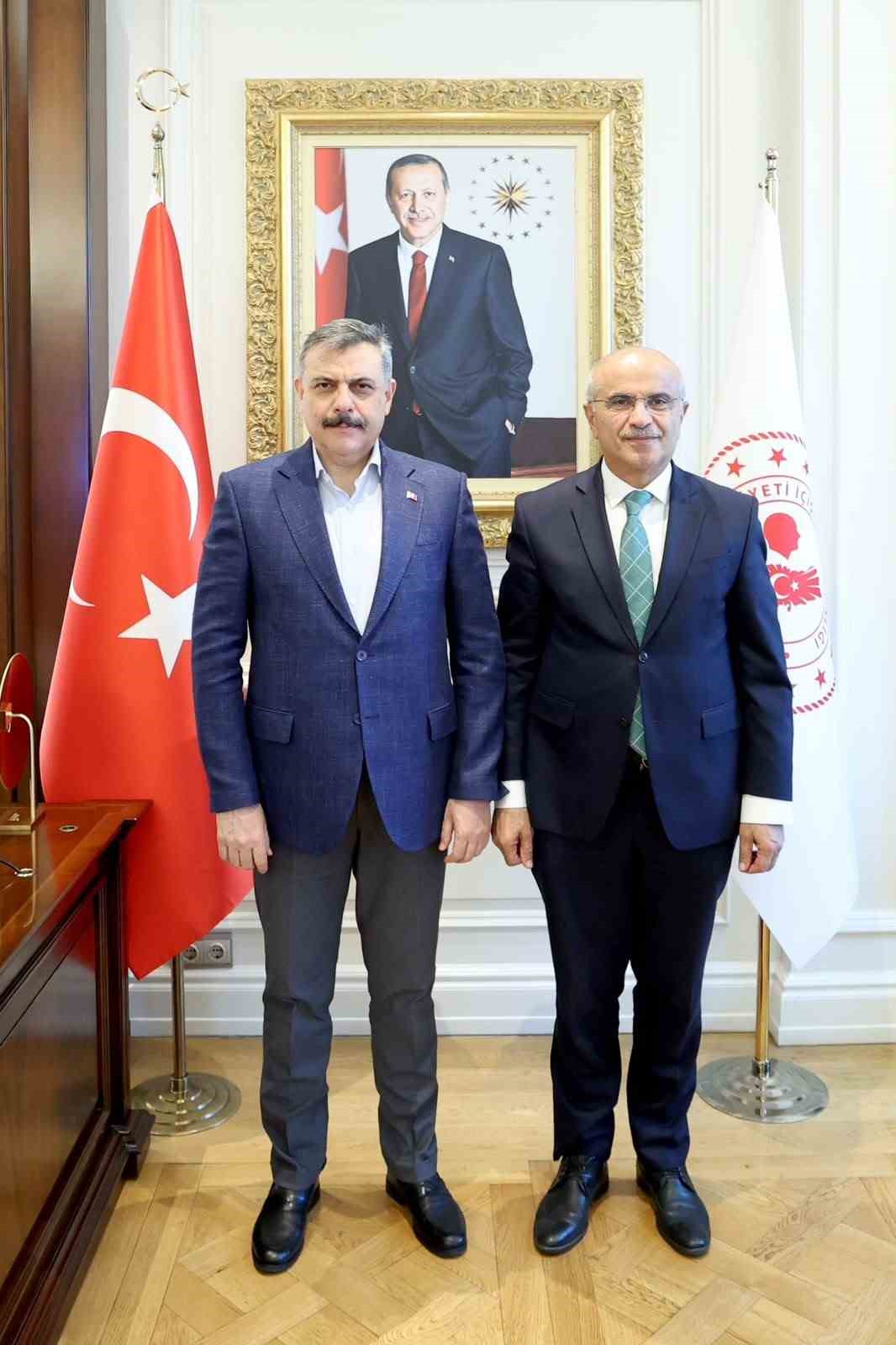 Başkan Er, Bakan &Ccedil;ift&ccedil;i ile Malatya&rsquo;nın geleceğini konuştu