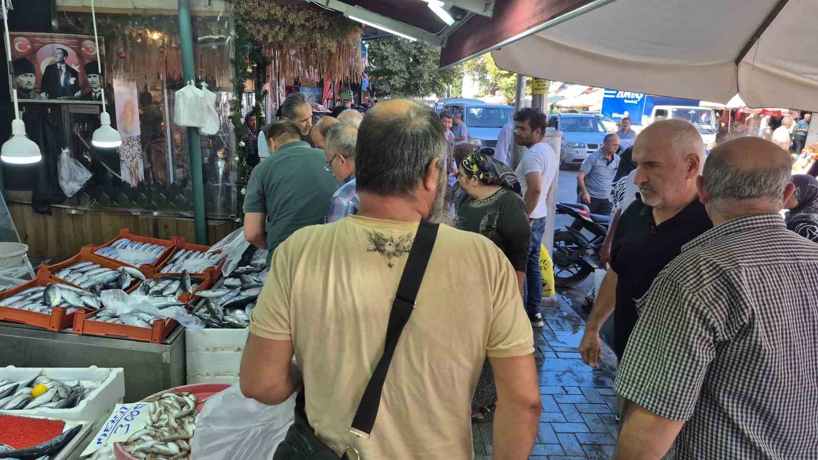 Bartın&rsquo;da palamutun tanesi 60 TL&rsquo;ye d&uuml;şt&uuml;