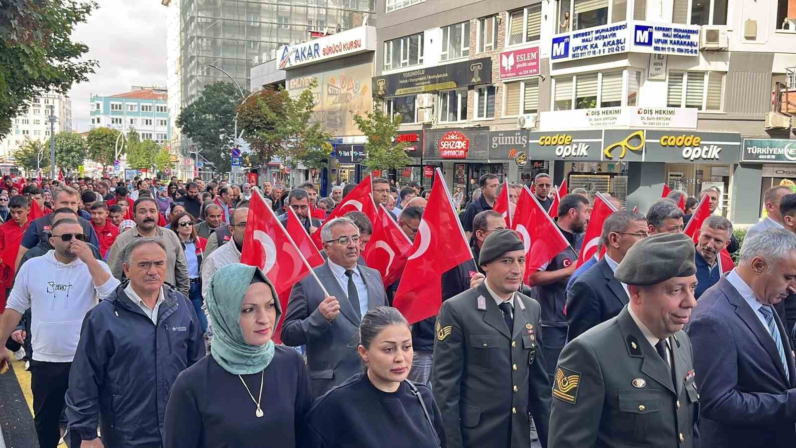&Ccedil;orum&rsquo;da Gaziler G&uuml;n&uuml;&rsquo;nde y&uuml;r&uuml;y&uuml;ş d&uuml;zenlendi