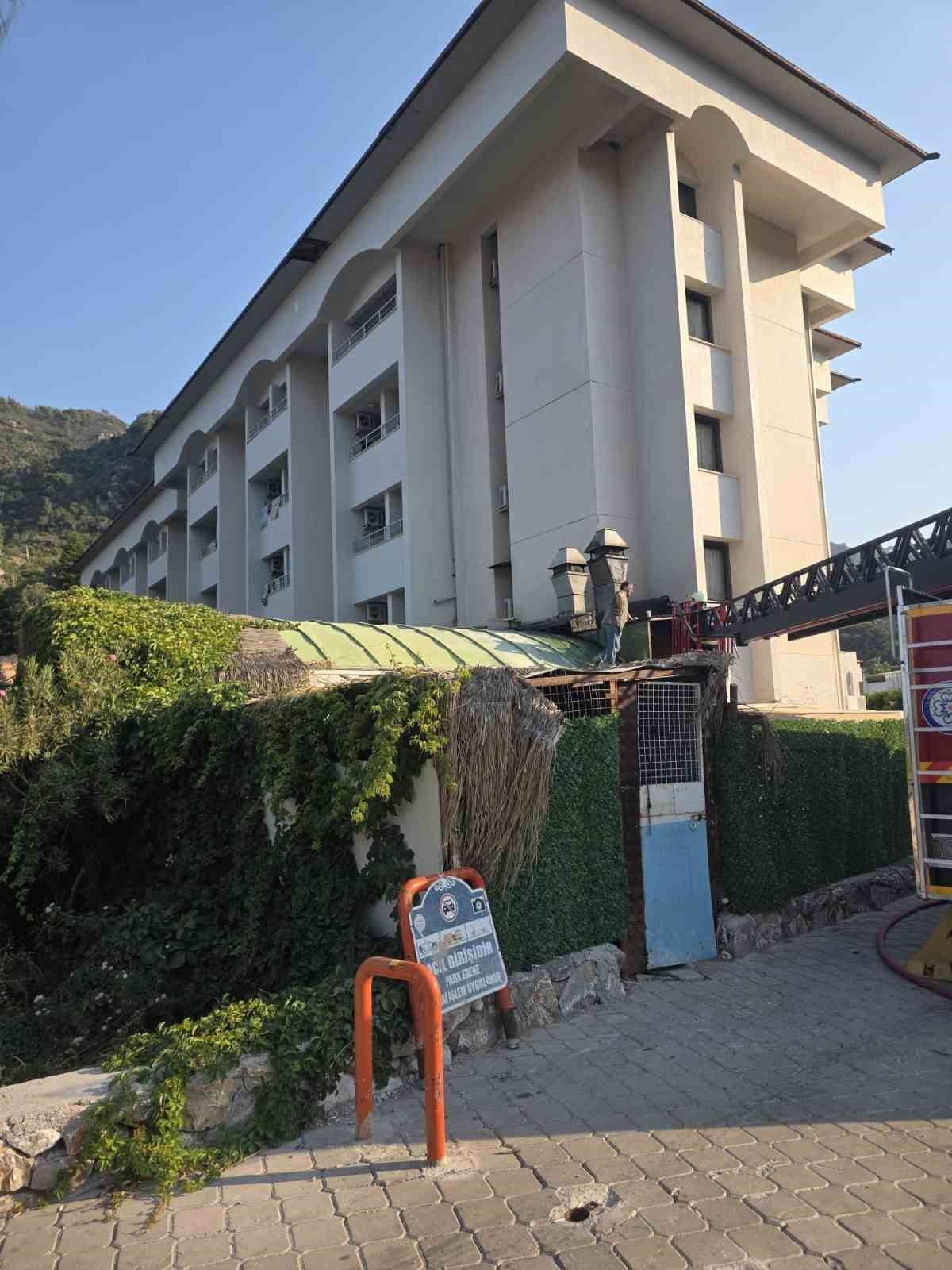 Marmaris’teki otelde baca yangını