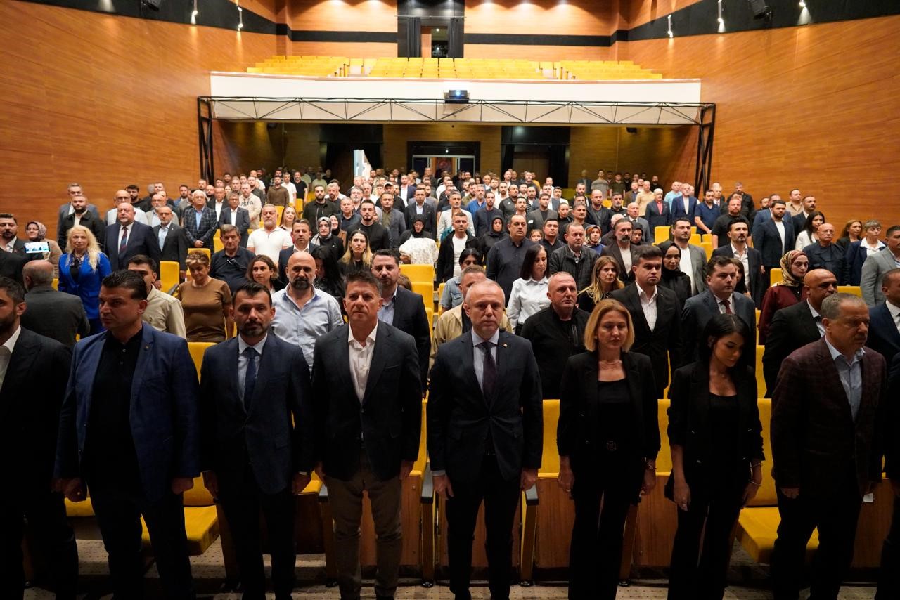 Keleş&rsquo;ten rakiplerine sert s&ouml;zler: "Bunlar Ereğli sevdalısı değil, koltuk sevdalısı"