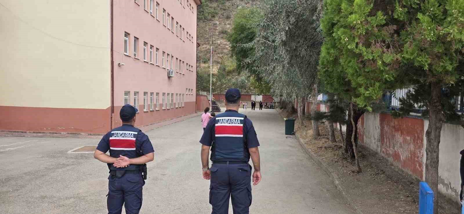 Bilecik&rsquo;te okul &ccedil;evreleri ve servis ara&ccedil;ları denetlendi