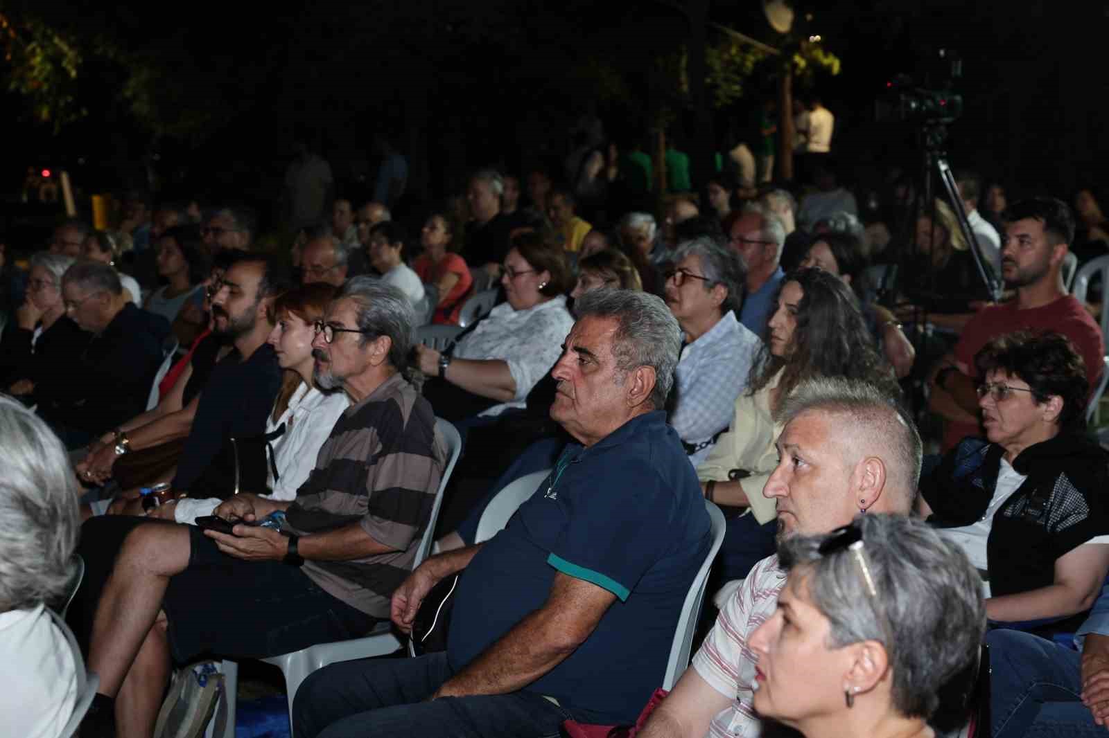 M&uuml;şterek Mekan&rsquo;da bağımsızlık ve Cumhuriyet s&ouml;yleşisi