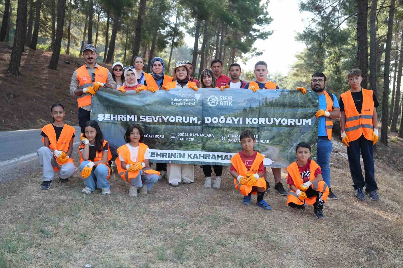 Kahramanmaraş&rsquo;ta &ccedil;evre temizliği