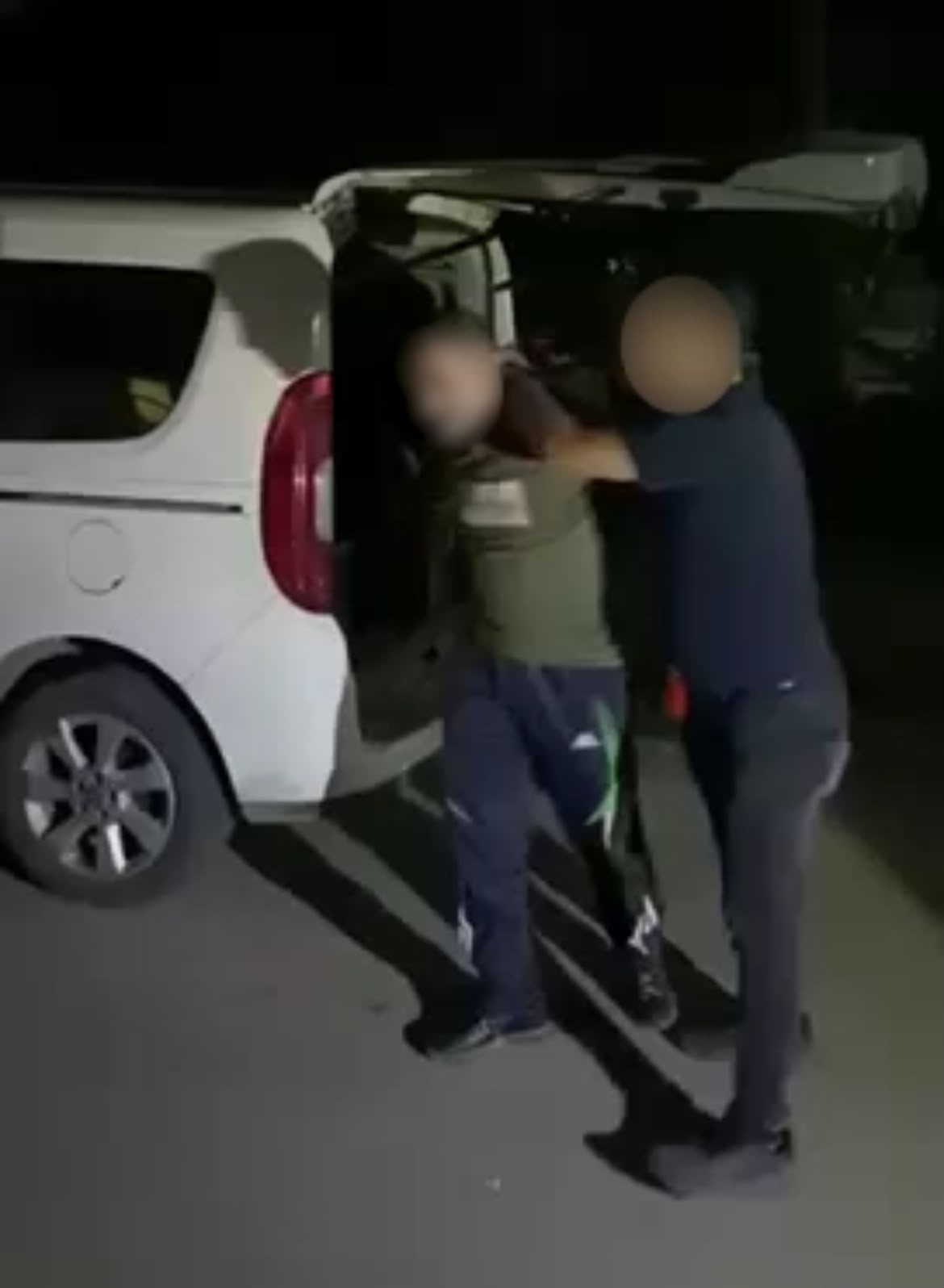 Yıldırım&rsquo;da polis d&uuml;ğmeye bastı: 9 aranan şahıs yakalandı