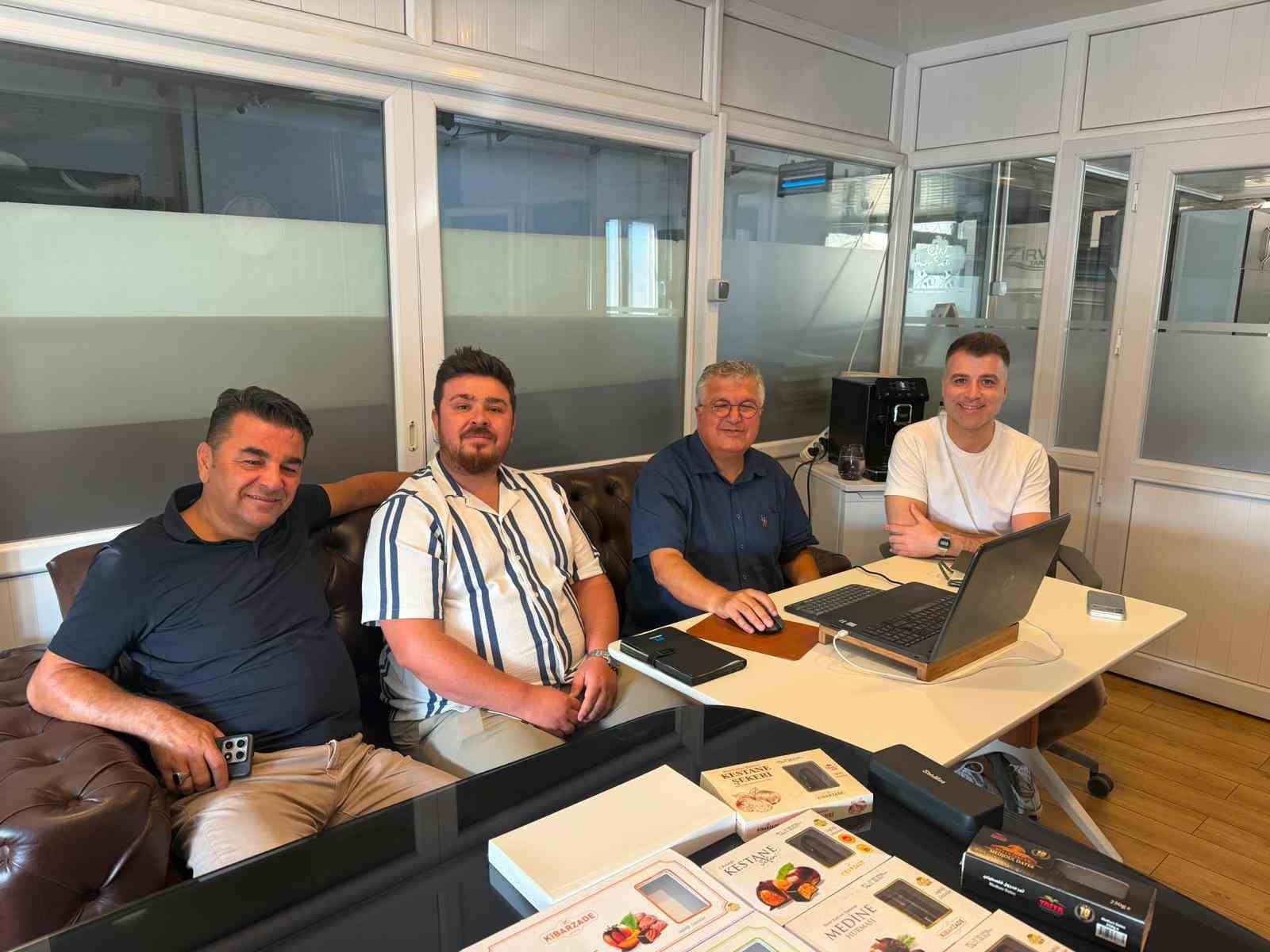 AYSO&rsquo;dan &uuml;yelerine yerinde Dış Ticaret Eğitimi