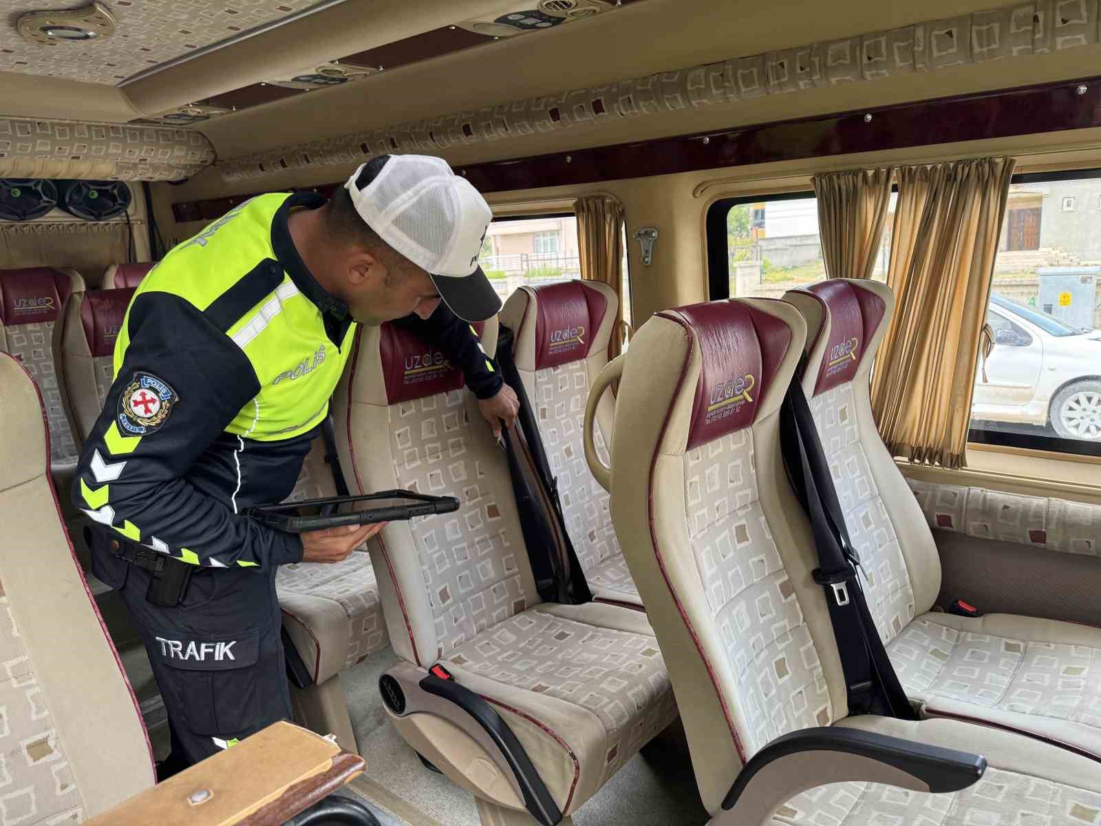 Kulu&rsquo;da okul servisleri ve &ccedil;evrelerine sıkı denetim