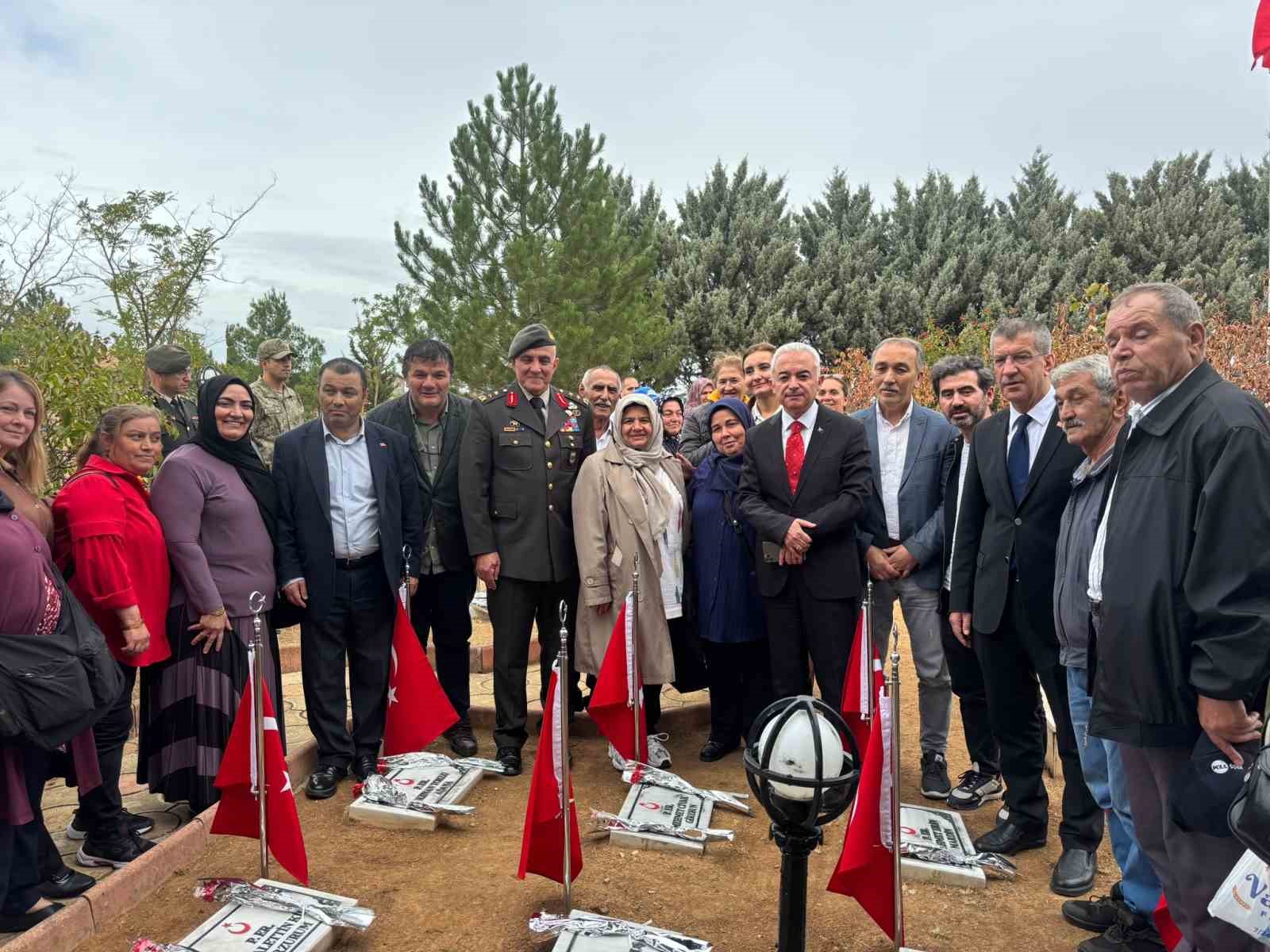 Pancark&ouml;y şehitleri 45. yılında t&ouml;renle anıldı