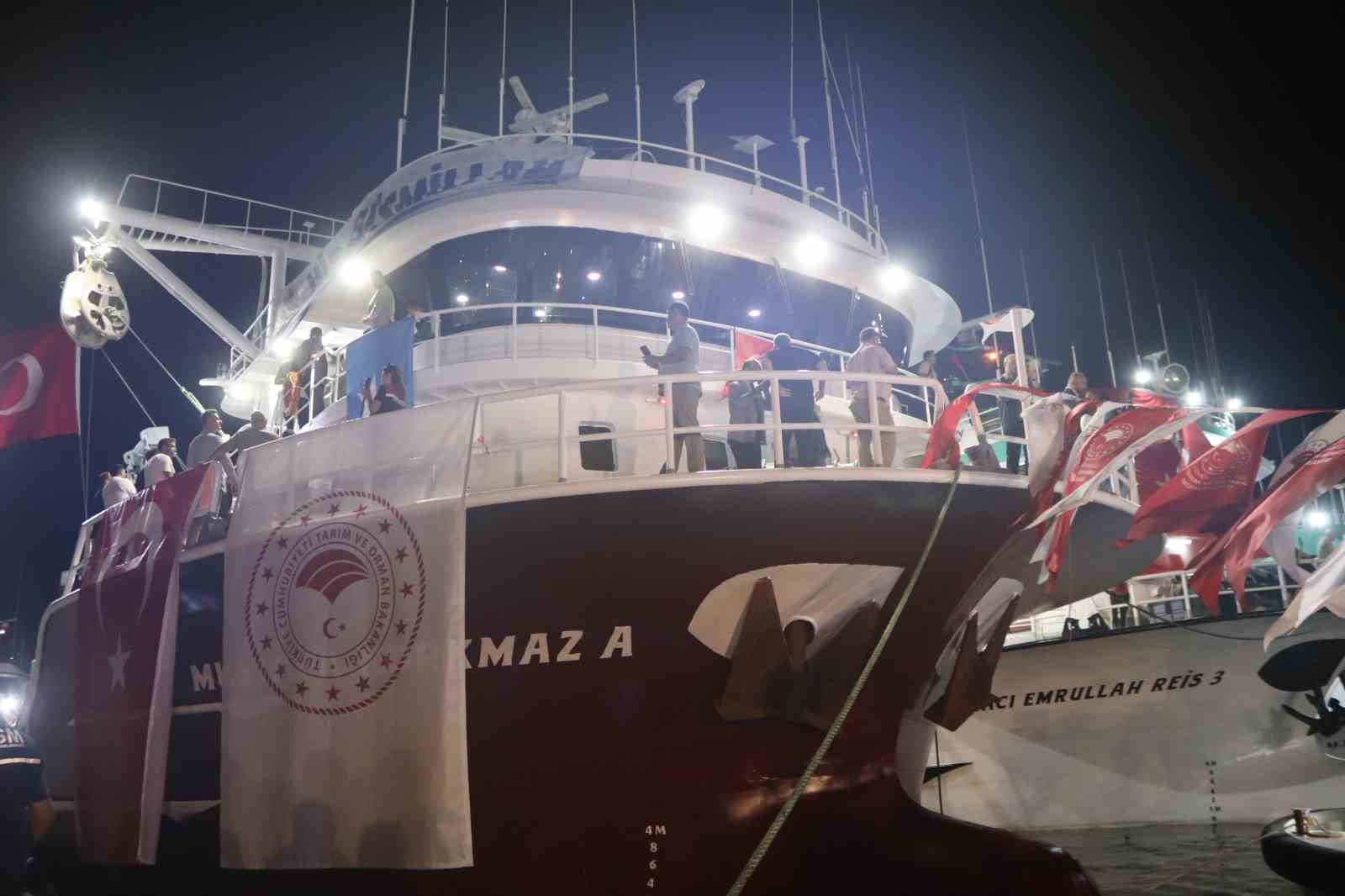 Bakan Yumaklı&rsquo;dan balık&ccedil;ılara 40 milyon liralık kredi m&uuml;jdesi