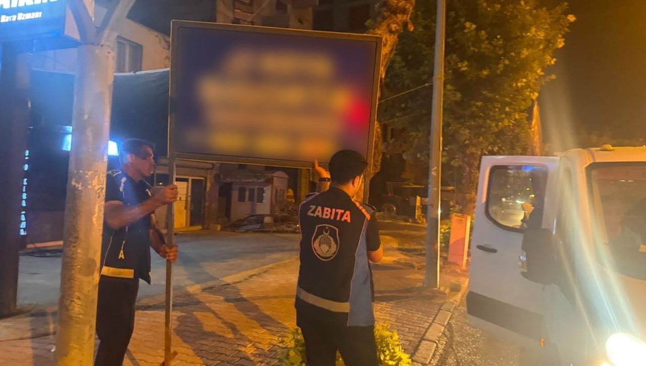 Mevzuata aykırı tabela ve reklam panoları kaldırılıyor