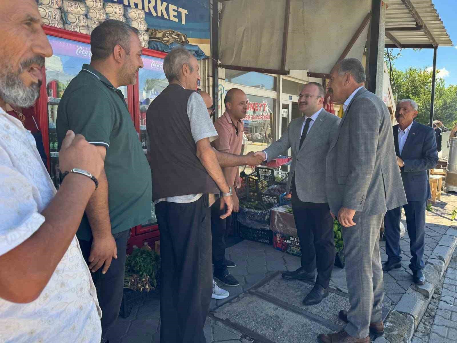 Yeni Kaymakam G&uuml;ven&ccedil;&rsquo;ten Arpa&ccedil;ay&rsquo;da esnafla ilk buluşma