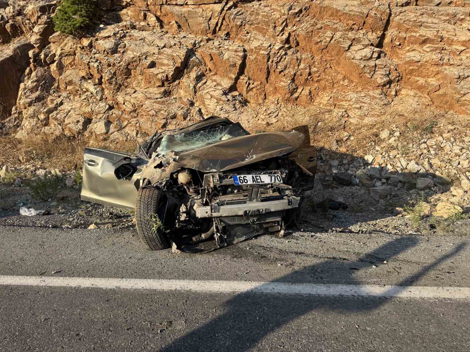 Kazada hayatını kaybeden İlknur &ouml;ğretmen son yolculuğuna uğurlandı