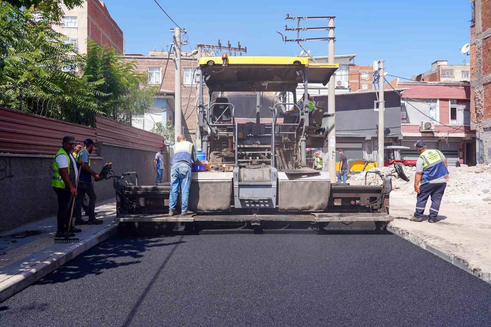 Bağlar&rsquo;da yollar yenilendi