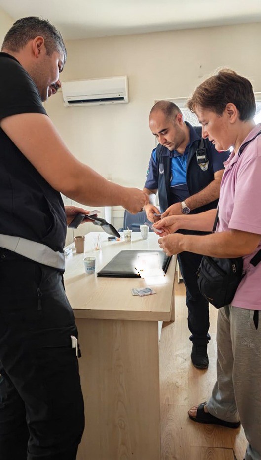 Hayatını kaybeden babasının hediyesini kaybetti, bulununca s&ouml;zleri duygulandırdı