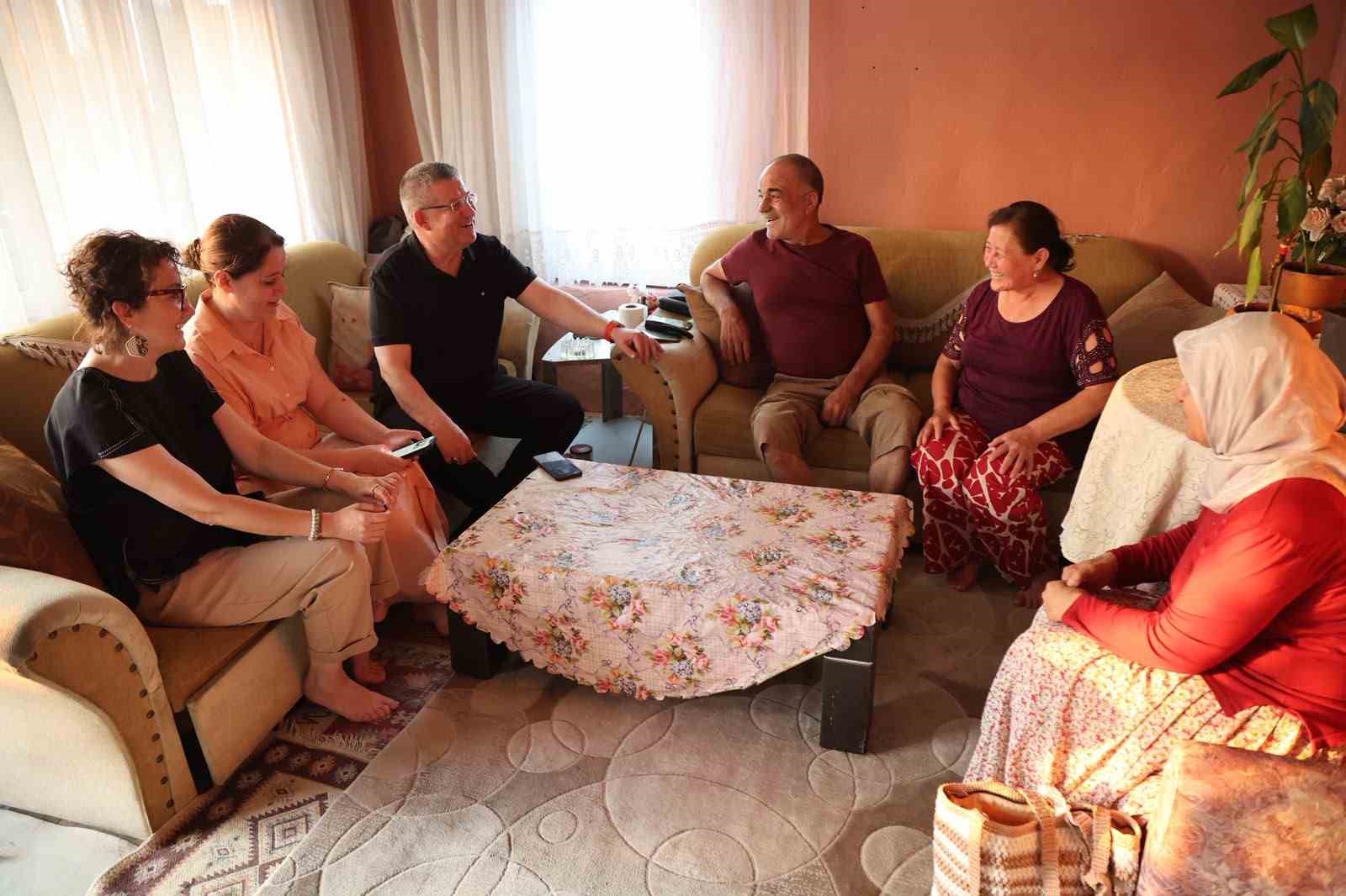 AK Parti İl Başkanı Subaşıoğlu, Muratdede sakinlerini evlerinde ziyaret etti