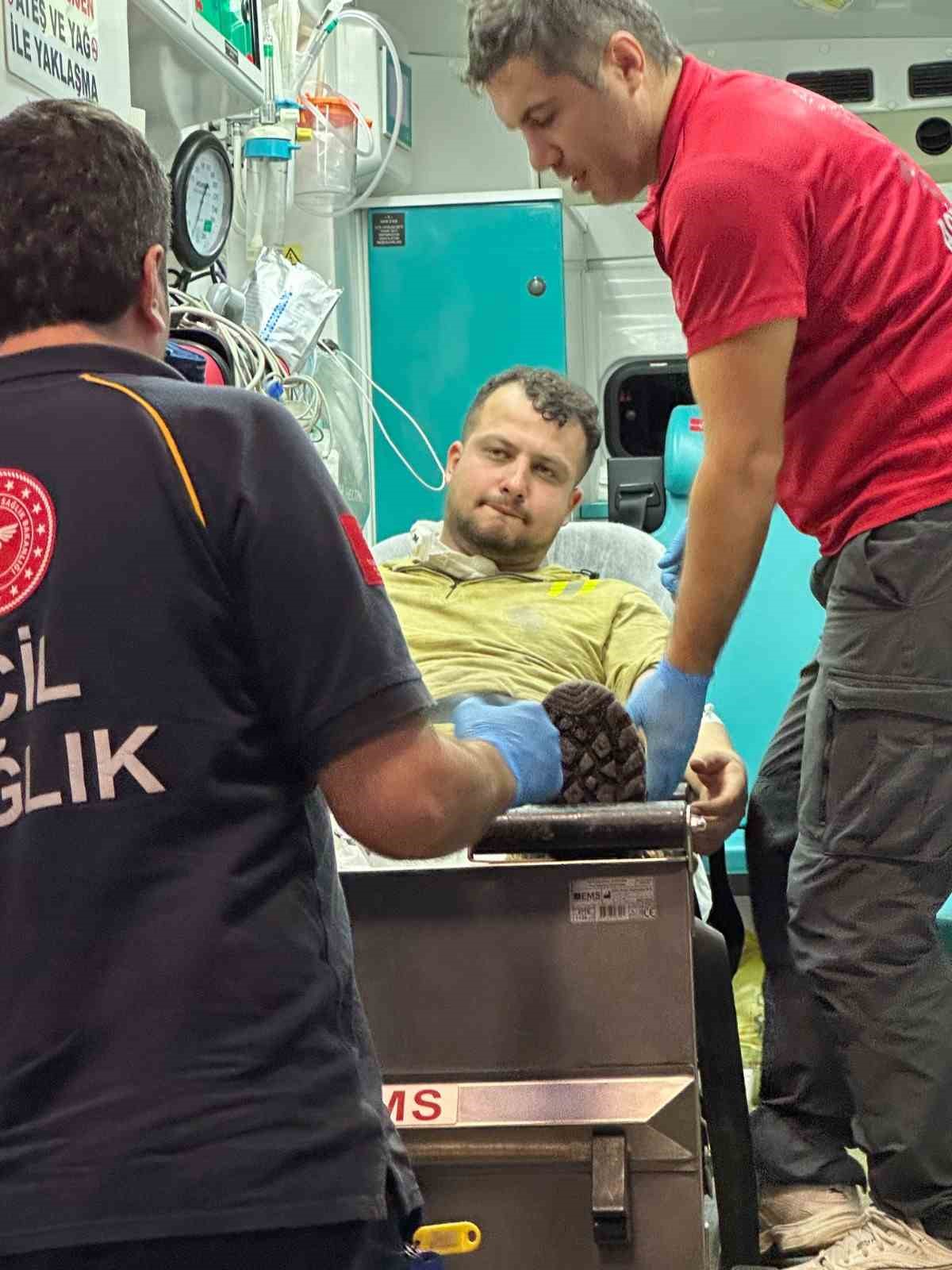 Antalya&rsquo;daki yangını s&ouml;nd&uuml;rme &ccedil;alışmaları s&uuml;r&uuml;yor