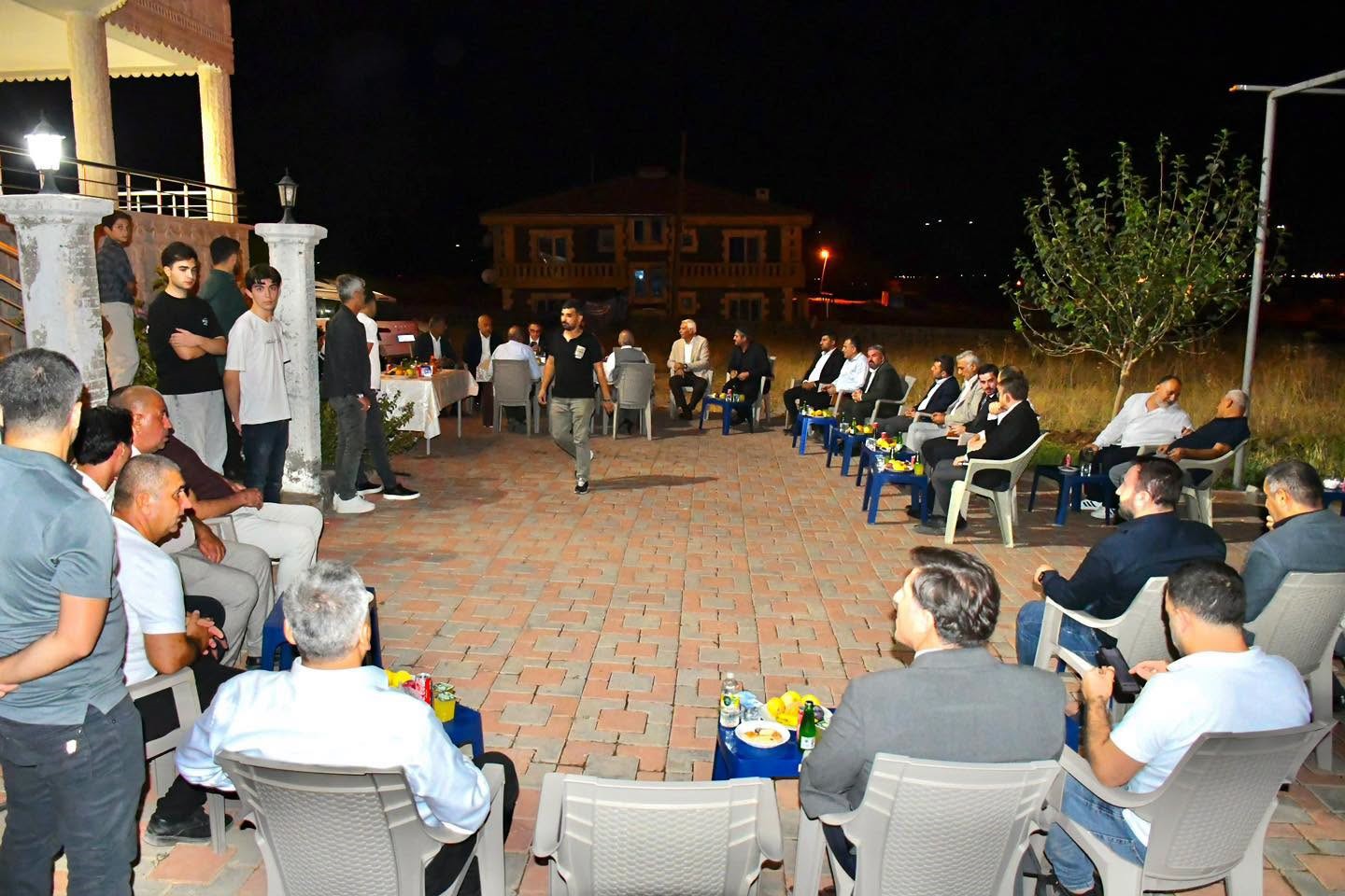 Milletvekili Tatar, Cizre&rsquo;de vatandaşların taleplerini dinledi