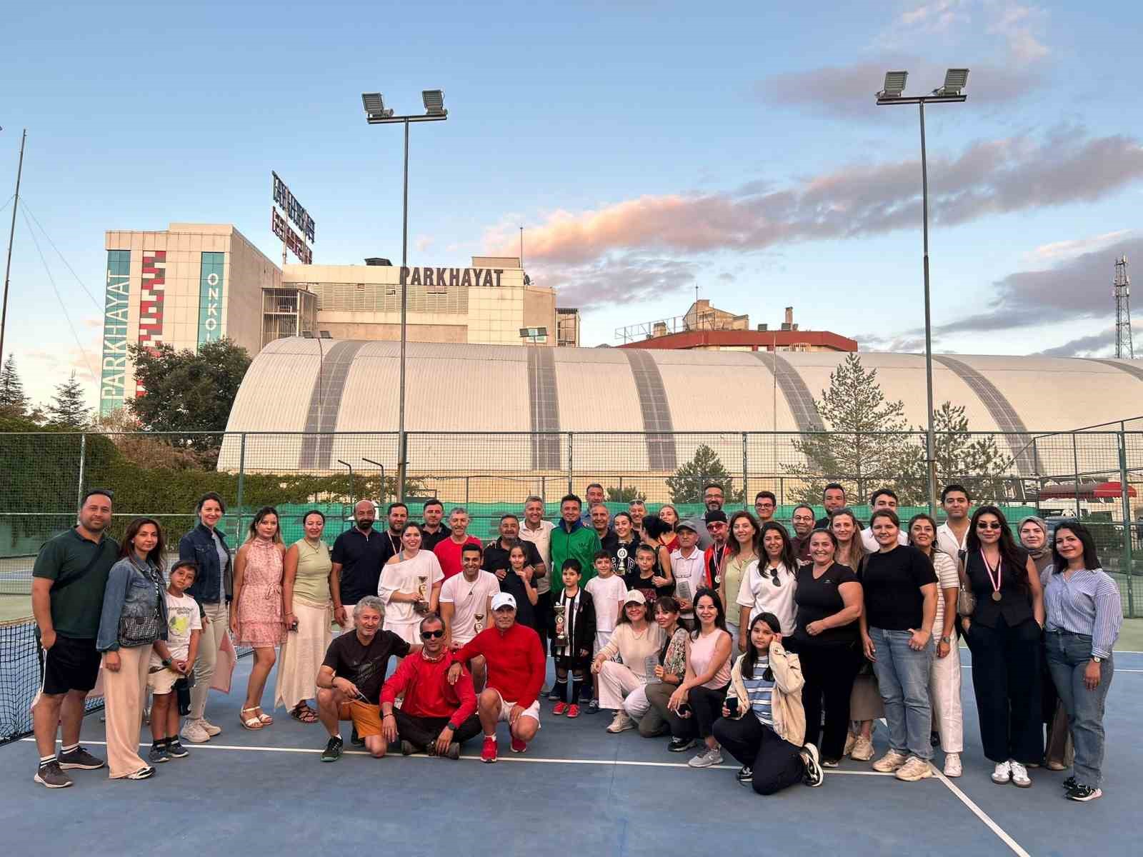 Zafer Mix Cup 2026 Tenis Turnuvası sona erdi