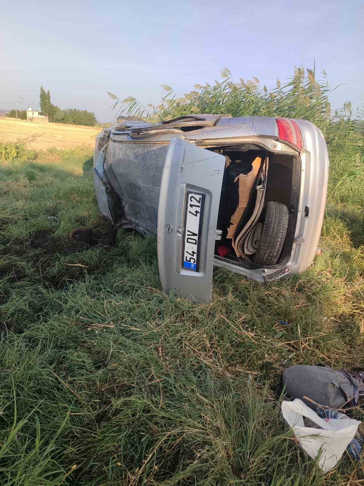 Diyarbakır&rsquo;da otomobil devrildi: 9 yaralı