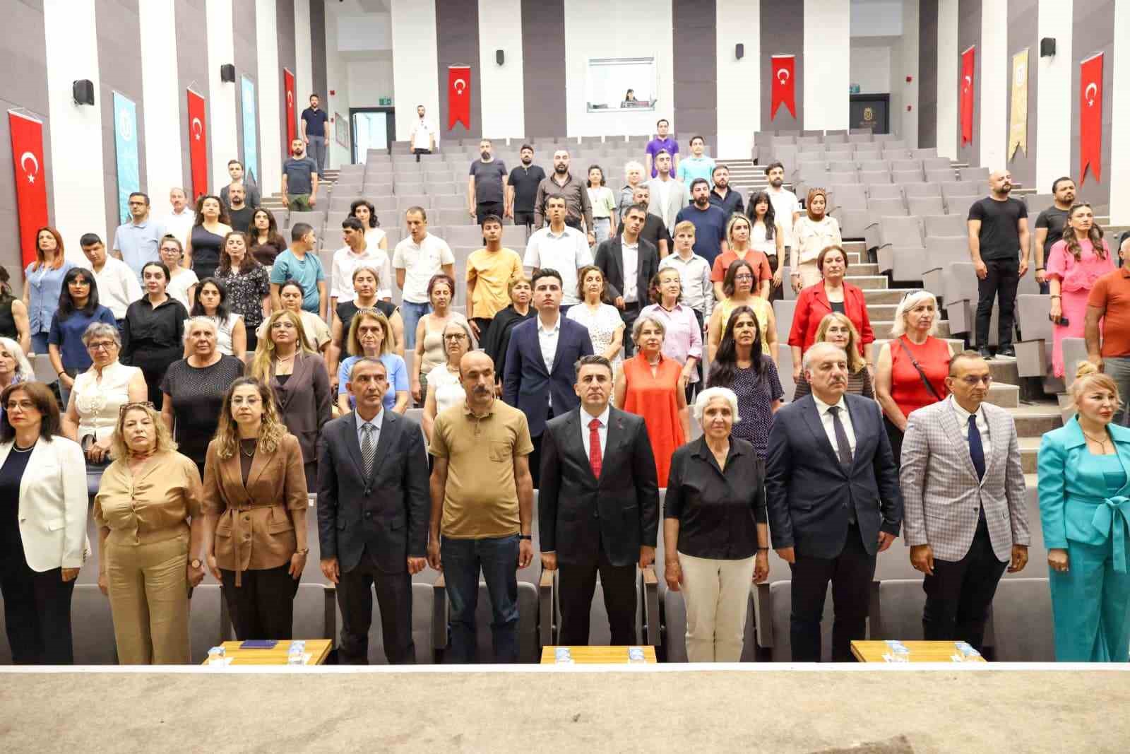 Tunceli&rsquo;de anlamlı mezuniyet buluşması