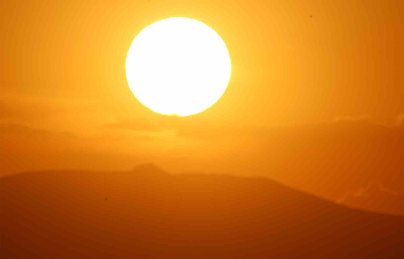 Bitlisli uzayseverler g&uuml;neşi yakın markaja aldı