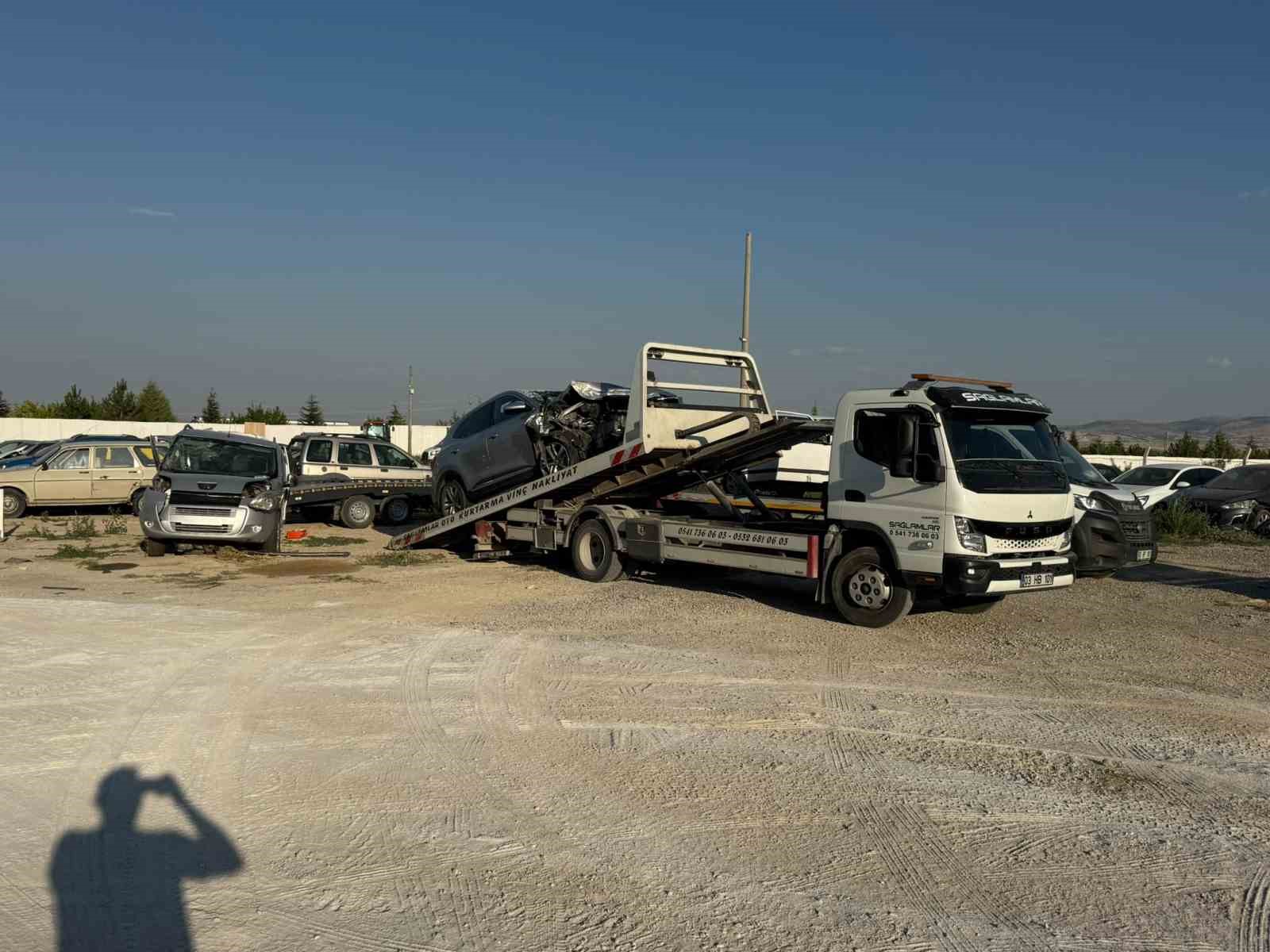 Afyonkarahisar&rsquo;da trafik kazası: 1 &ouml;l&uuml; 7 yaralı