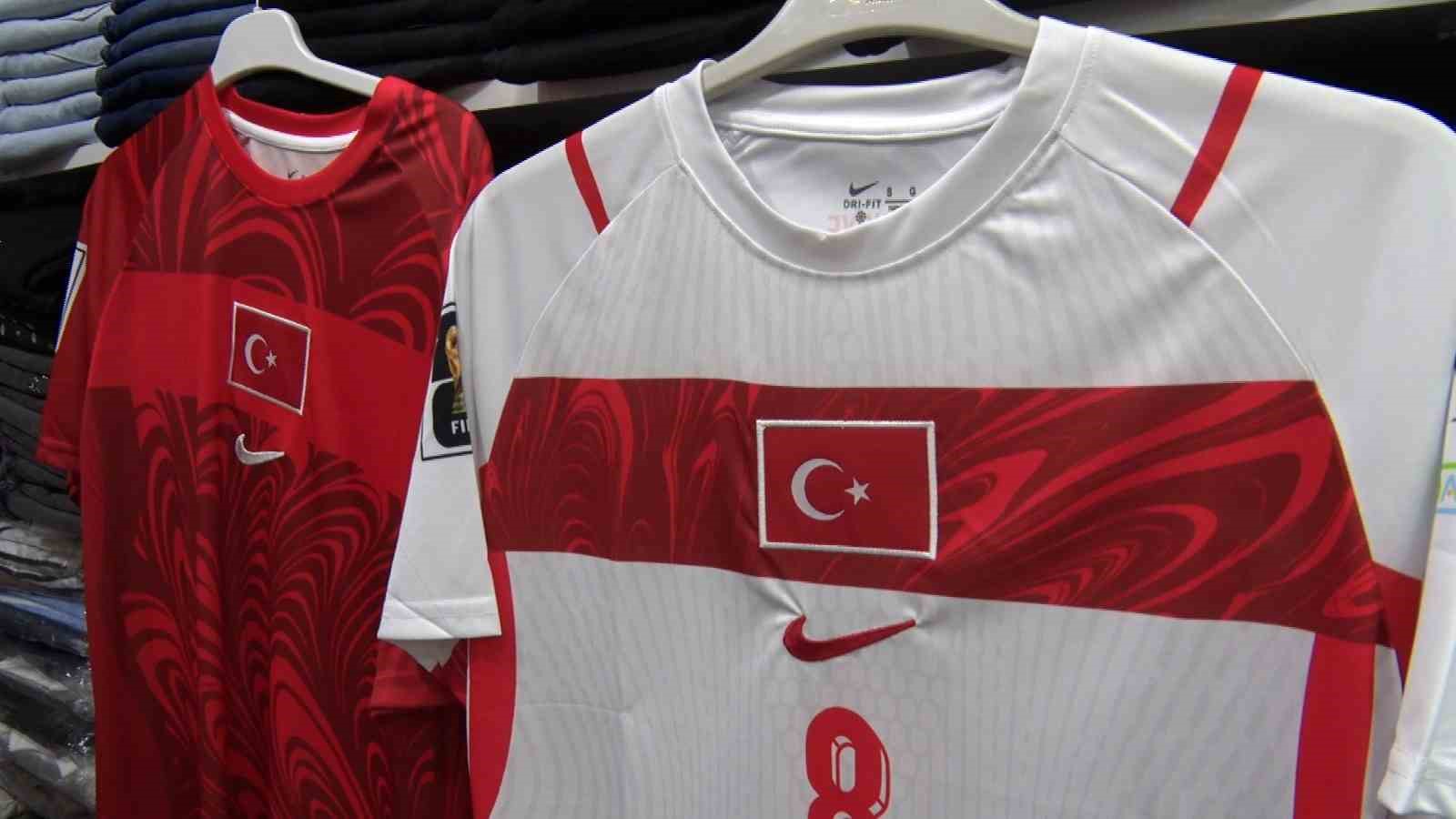 Milli forma yok satıyor