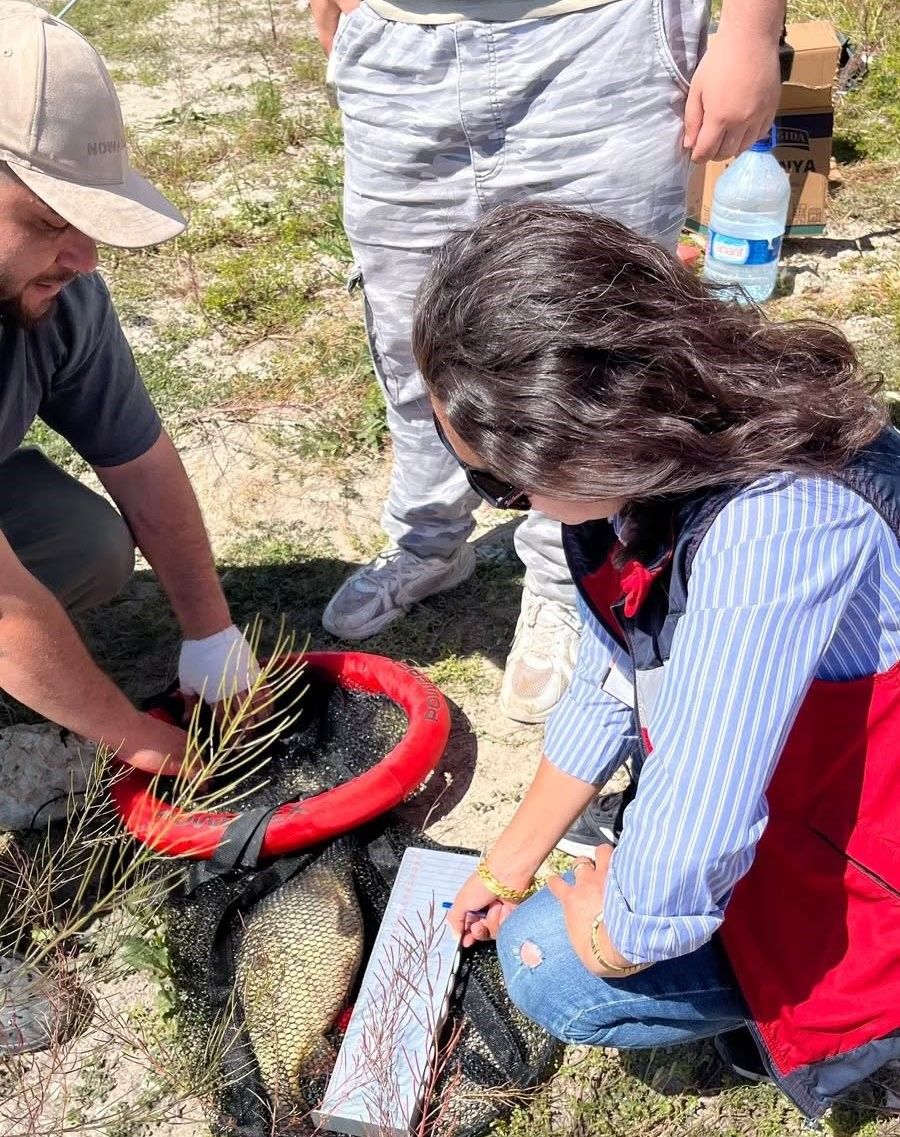 Aslanapa&rsquo;da su &uuml;r&uuml;nleri denetimleri ger&ccedil;ekleştirildi