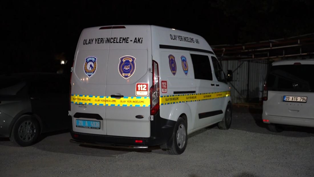 Denizli&rsquo;de iki grup arasındaki kavga kanlı bitti; 1 yaralı
