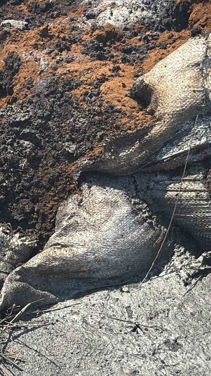 Turgutlu&rsquo;daki yangında kimyasal atık ş&uuml;phesi
