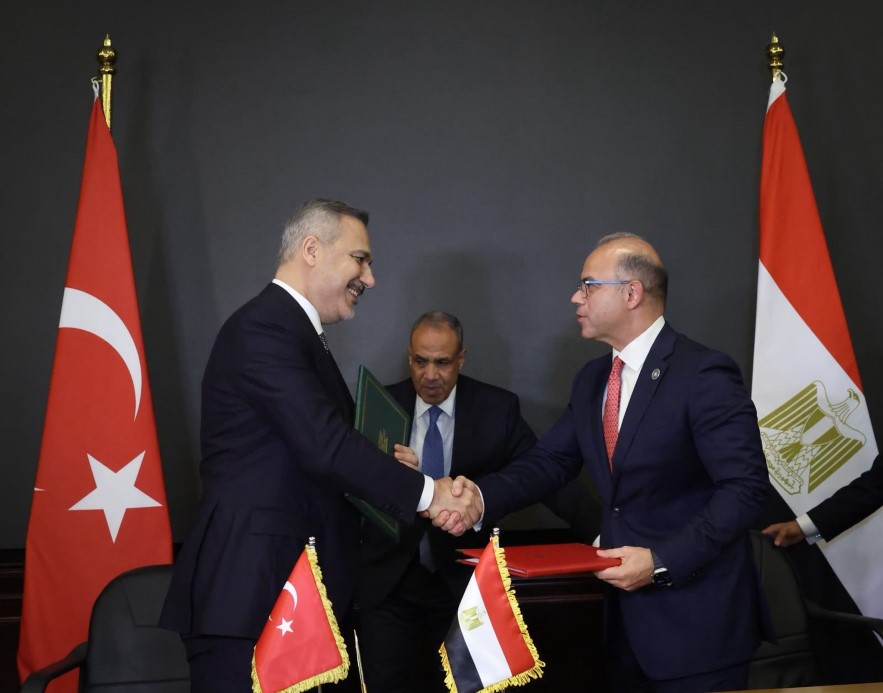Bakan Fidan, Mısır ile çeşitli alanlarda iş birliğine ilişkin üç belge imzaladı