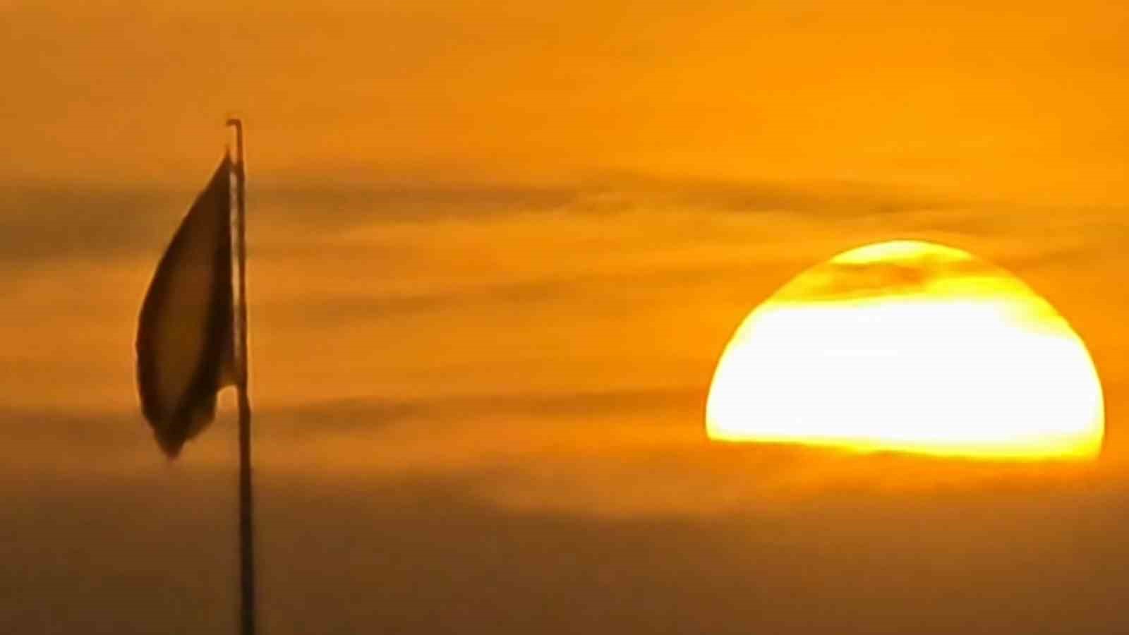 Edirne&rsquo;de g&uuml;n batımı ve T&uuml;rk bayrağı aynı karede buluştu