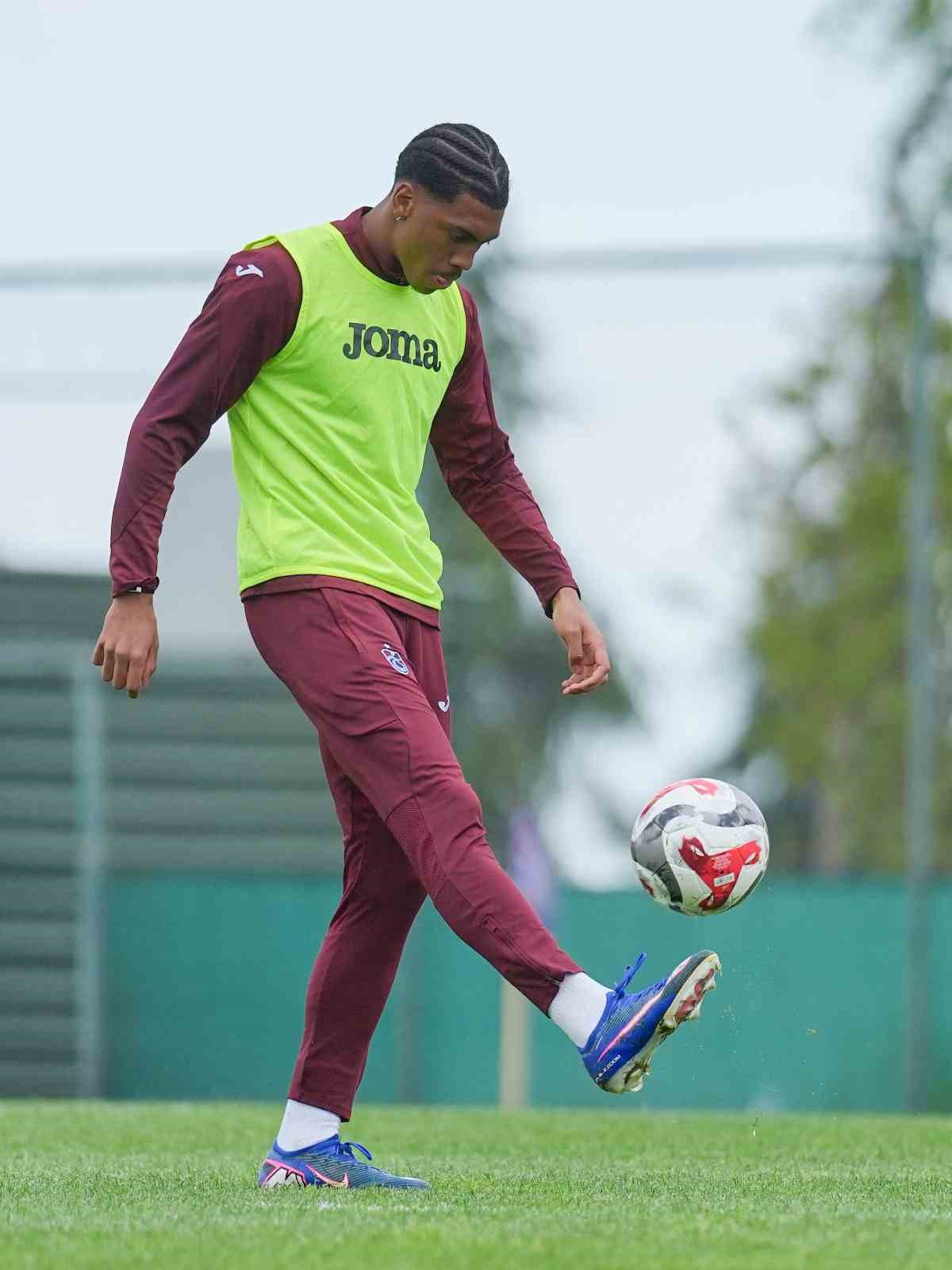 Trabzonspor, T&uuml;mosan Konyaspor ma&ccedil;ı hazırlıklarını tamamladı